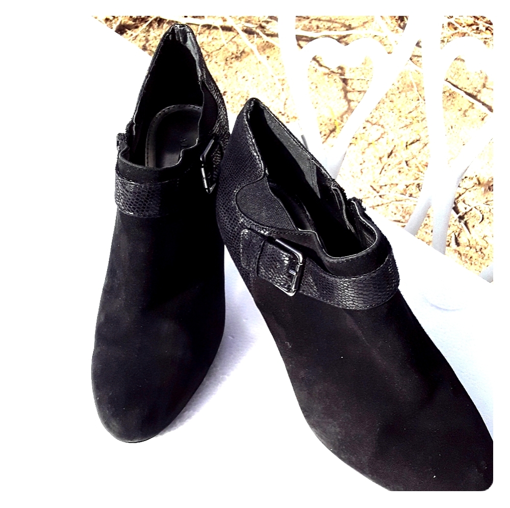 Women's Alfani Shoes size 8